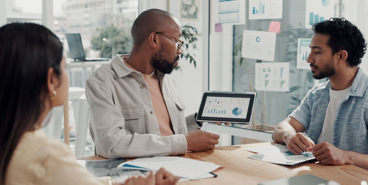 team SEO meeting for dentist marketing strategies