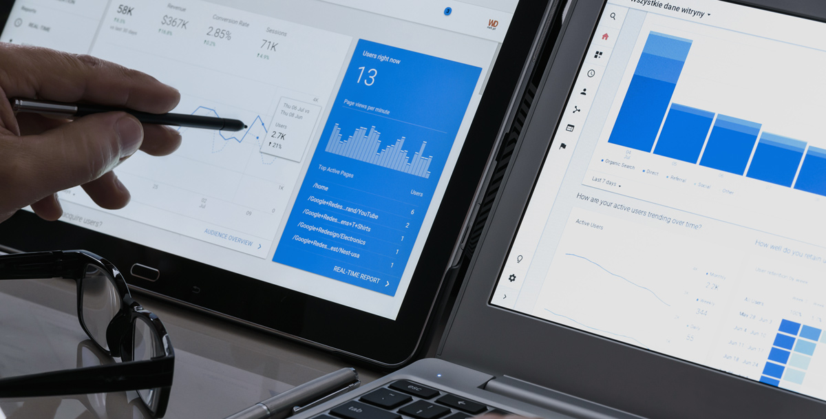 google statistics on laptop for keyword optimisation
