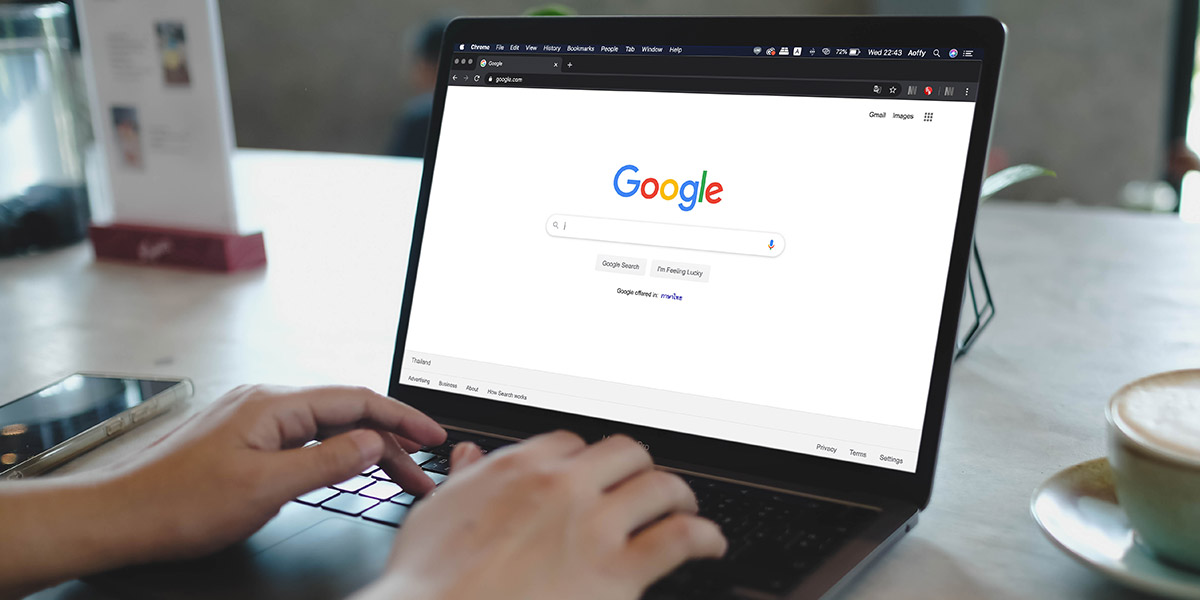 Laptop with google open and EEAT for good dental website